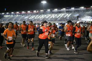 BIB: 22081, 23490, 28663
                            <button type="button" onclick="openModal(10855979)" class="btn btn-primary btn-sm float-right btn-popup" data-toggle="modal" data-target=".modal-high-quality">
                        <i class="fas fa-shopping-cart"></i> Add to Cart
                    </button>
                                            <button type="button" onclick="isThisMe(10855979, true)" class="btn btn-success btn-sm float-right btn-popup btn-isme hidden" data-toggle="tooltip" data-placement="bottom" title="นี่คือรูปของคุณใช่ไหม คลิกที่นี่เพื่อเอาเข้าอัลบั้ม">
                        <i class="fas fa-plus"></i> Add to album
                    </button>
                    <button type="button" onclick="isThisMe(10855979, false)" class="btn btn-warning btn-sm float-right btn-popup btn-isnotme hidden">
                        <i class="fas fa-ban"></i> Remove from album
                    </button>